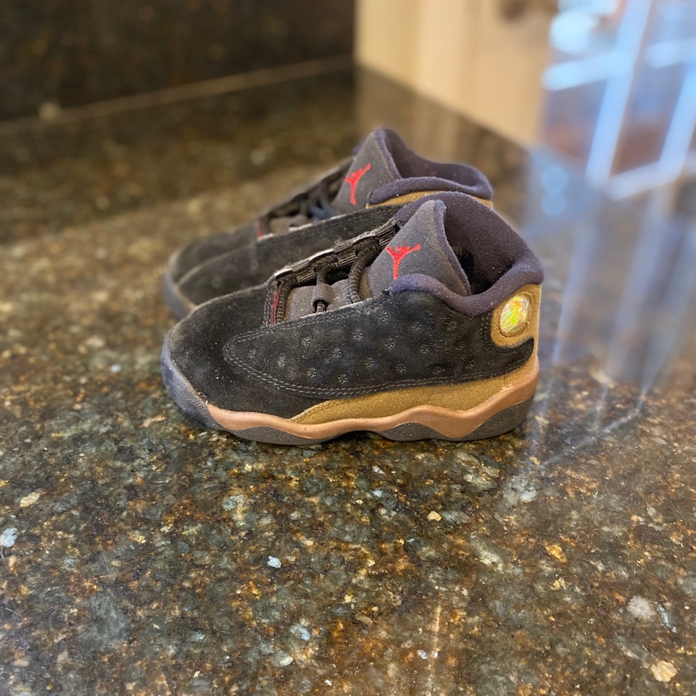 Jordan 13 retro olive size 8 toddler